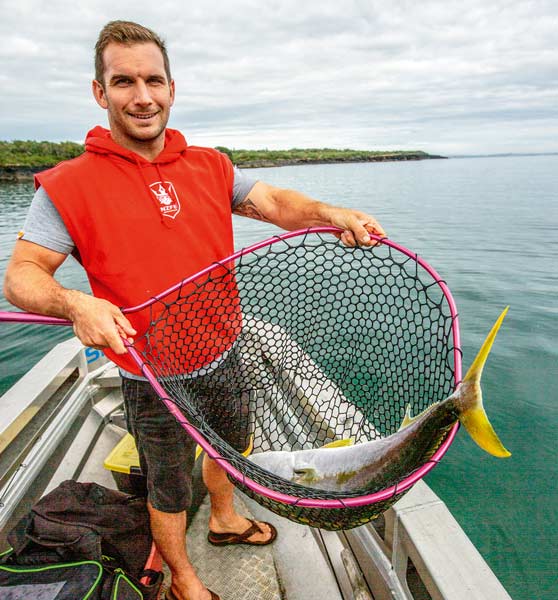 Netting or gaffing your catch (Part 1) The Fishing site