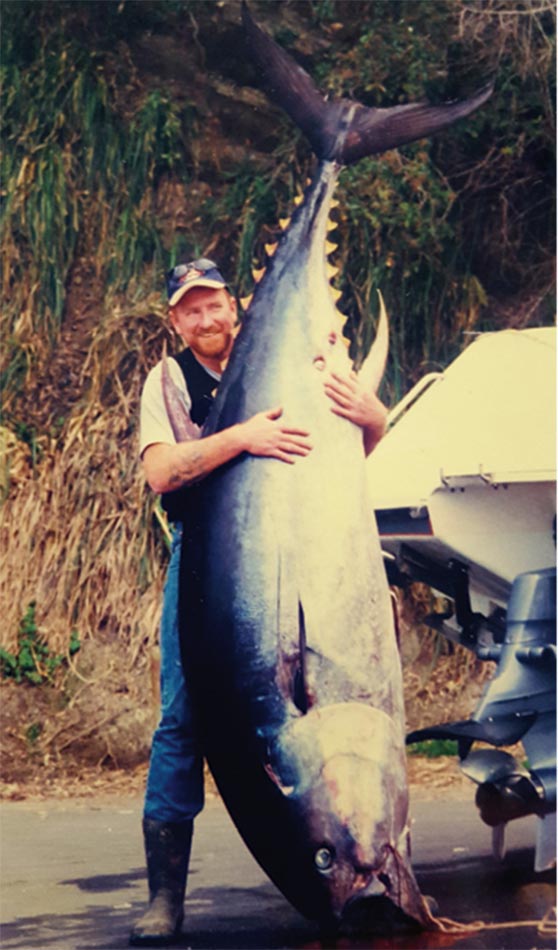 This bluefin tuna was a world record at 198kg - another special west coast capture for Pete.