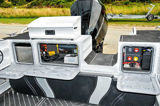 House, start and lithium-iron batteries are housed in the transom wall.