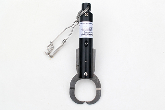Two American release devices - the Shelton (above) and the Seaqualizer (below).