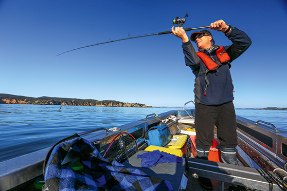 The slim shape of the jerk-bait tends itself well to long casts, but the 4" models can 'helicopter'.