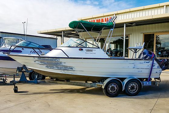 A second-hand 1999 Lazercraft Dive Master 560 rig was finally found at Bay Marine in Tauranga.