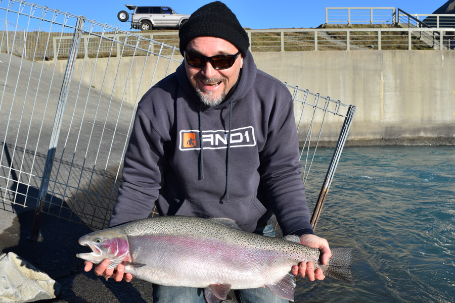 Trout fishing - managing the big rivers
