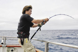 fighting fish on jigs