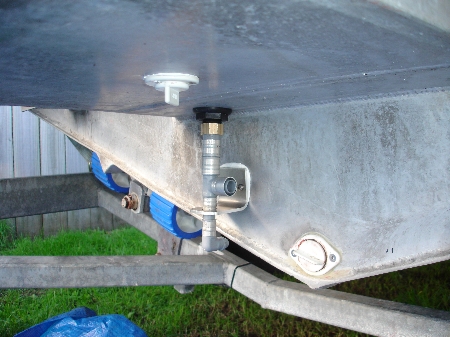 Pump for live bait tank Clearance