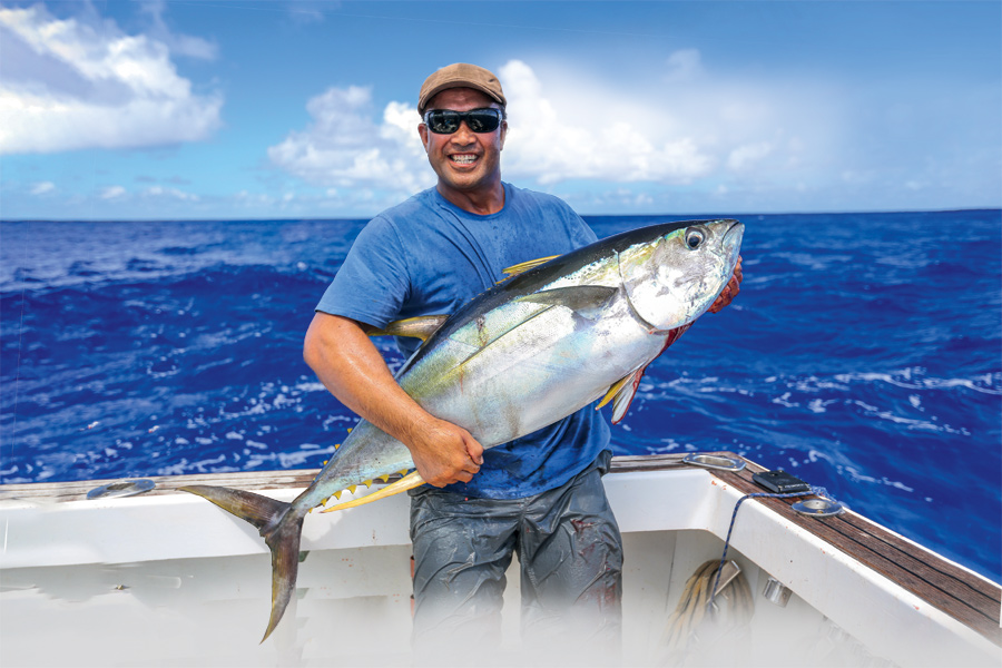Choosing the Right Hook For Straylining - The Fishing Website